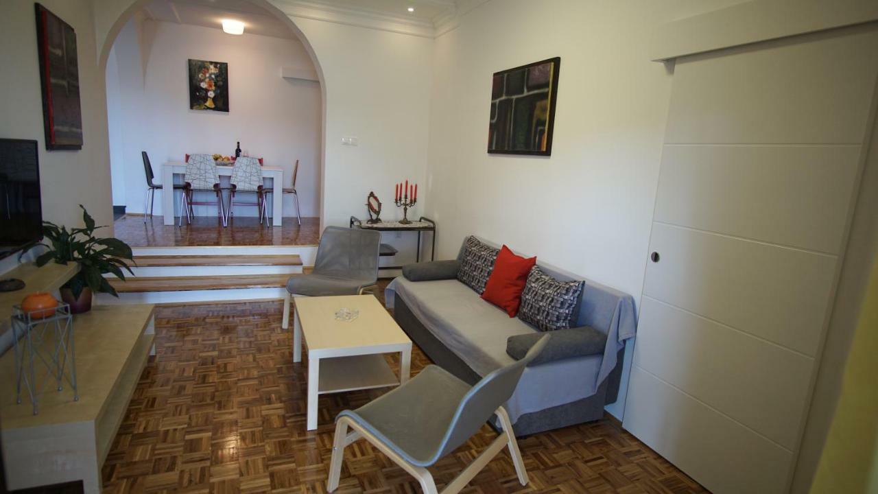Apartmani Laura Trogir Exteriér fotografie