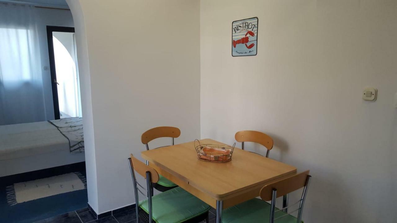 Apartmani Laura Trogir Exteriér fotografie