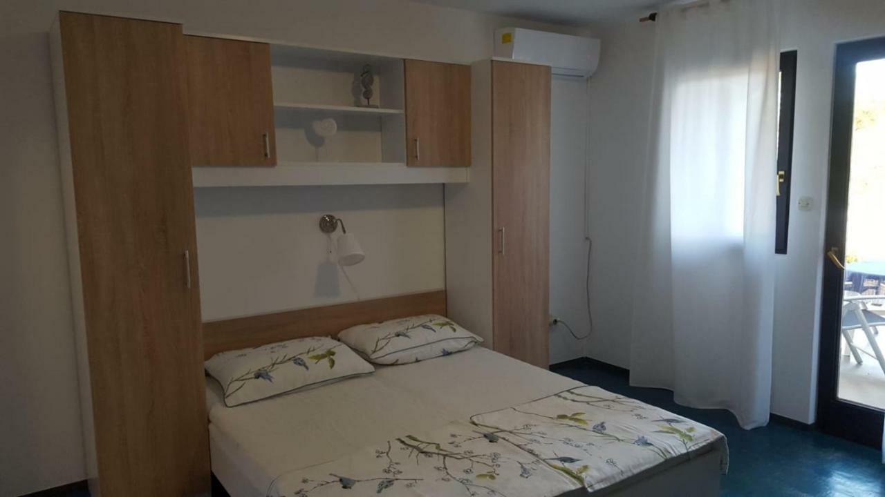 Apartmani Laura Trogir Exteriér fotografie